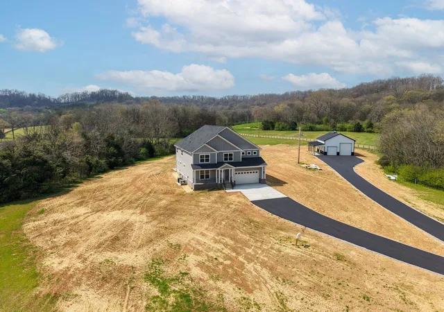 Photo 1 of Single family home for sale at 3333 Booker Ridge Rd, Mount Pleasant, TN 38474 | MLS# 3079154 | Listing updated on 2026-09-08