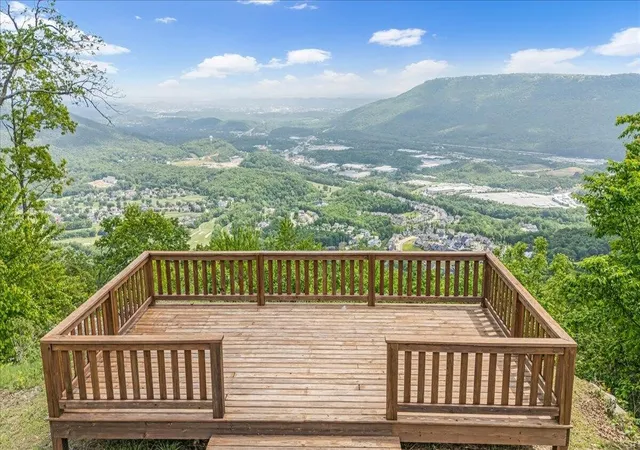 Photo 4 of Land for sale at 4288 Amethyst Rd, Chattanooga, TN 37419 | MLS# 3080044 | Listing updated on 2026-09-14