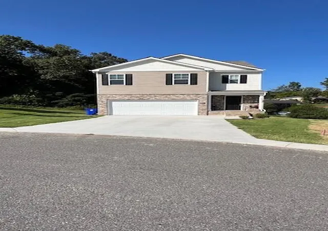 Photo 3 of Sale Pending at 3305 Serenity Dr Ne, Cleveland, TN 37312 | MLS# 3192368 | Listing updated on 2026-09-11