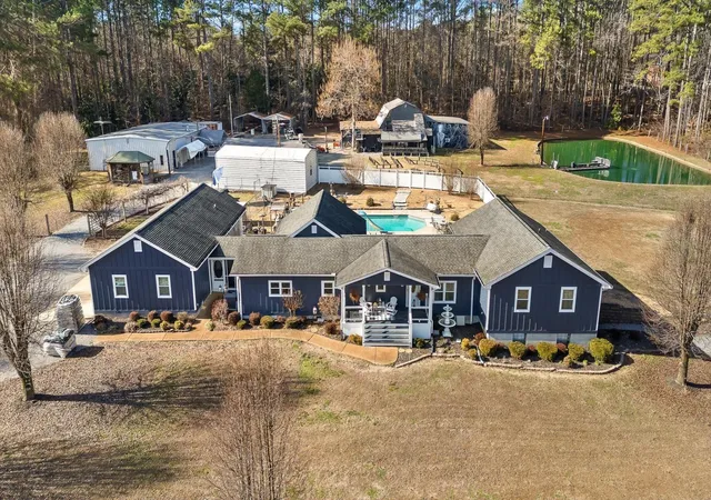 Photo 1 of Single family home for sale at 5017 Mcdonald Rd, Mc Donald, TN 37353 | MLS# 3083912 | Listing updated on 2026-09-11