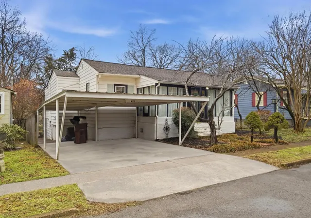 Photo 4 of Single family home for sale at 1404 Clarke St, Old Hickory, TN 37138 | MLS# 3122567 | Listing updated on 2026-09-12