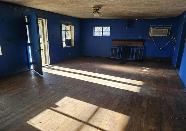 Photo 3 of Single family home for sale at 126 Berry Hl Rd, South Pittsburg, TN 37380 | MLS# 3117119 | Listing updated on 2026-09-14
