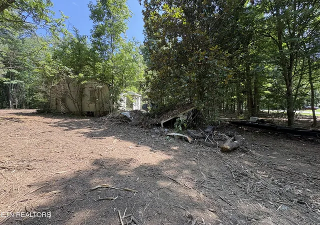 Photo 3 of Land for sale at 8188 E Town Crk Rd, Lenoir City, TN 37772 | MLS# 3136762 | Listing updated on 2026-09-11