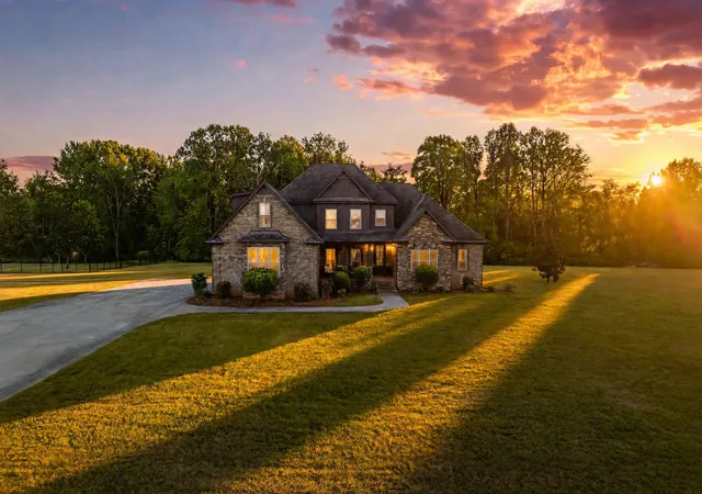 Photo 2 of Single family home for sale at 2142 Trieste Trl, Adams, TN 37010 | MLS# 3117876 | Listing updated on 2026-09-14