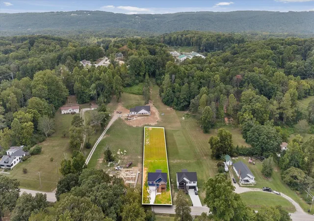 Photo 2 of Single family home for sale at 12707 Old Dayton Pike, Soddy Daisy, TN 37379 | MLS# 3255277 | Listing updated on 2026-09-11
