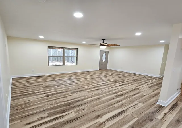 Photo 4 of Single family home for sale at 320 Cross Crk Trl, South Pittsburg, TN 37380 | MLS# 3118854 | Listing updated on 2026-09-14