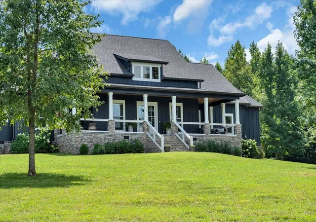 Photo 1 of Single family home for sale at 1115 River Blfs Dr, Jasper, TN 37347 | MLS# 3119113 | Listing updated on 2026-09-11