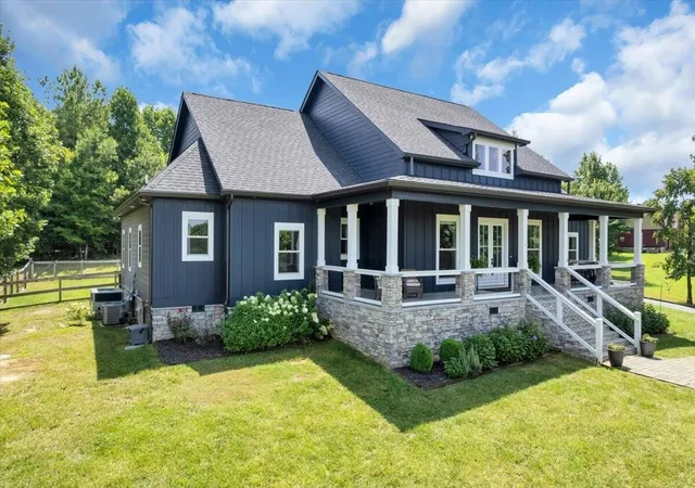 Photo 2 of Single family home for sale at 1115 River Blfs Dr, Jasper, TN 37347 | MLS# 3119113 | Listing updated on 2026-09-11