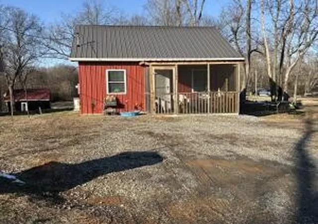 Photo 3 of Multi family home for sale at 128 County Rd 882, Etowah, TN 37331 | MLS# 3185127 | Listing updated on 2026-09-11