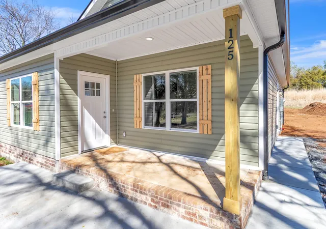 Photo 3 of Single family home for sale at 125 Lindon St, Benton, TN 37307 | MLS# 3229386 | Listing updated on 2026-09-11