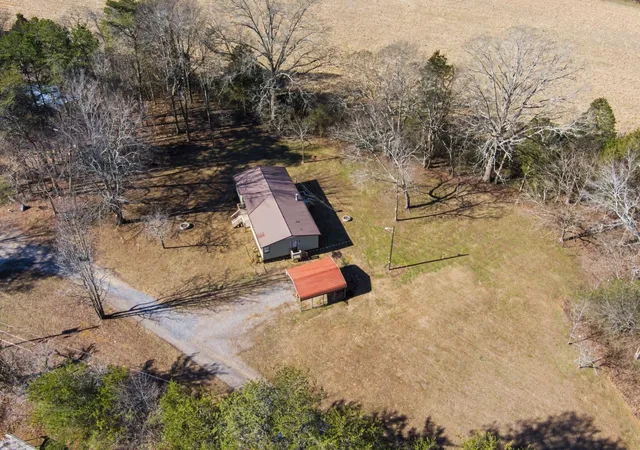 Photo 2 of Manufactured home for sale at 206 County Rd 208, Athens, TN 37303 | MLS# 3165222 | Listing updated on 2026-09-11