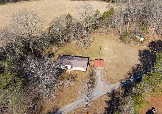 Photo 3 of Manufactured home for sale at 206 County Rd 208, Athens, TN 37303 | MLS# 3165222 | Listing updated on 2026-09-11