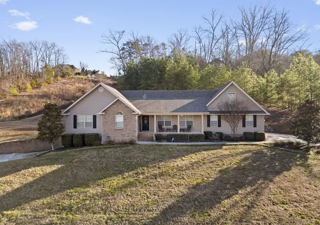 Photo 2 of Single family home for sale at 175 Nw Stonewood Dr #37, Cleveland, TN 37311 | MLS# 3132122 | Listing updated on 2026-09-22