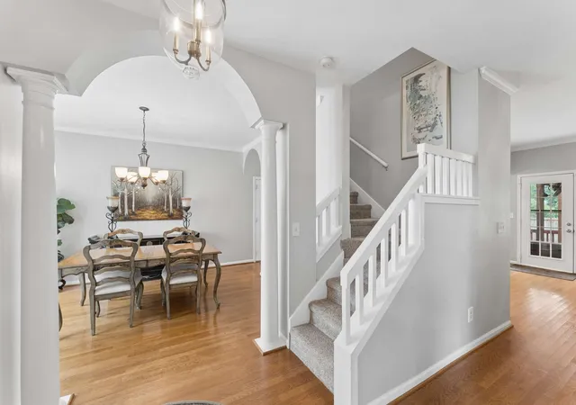 Photo 3 of Single family home for sale at 163 Clarendon Cir, Franklin, TN 37069 | MLS# 3146870 | Listing updated on 2026-09-13
