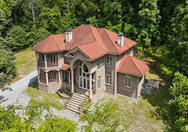 Photo 2 of Mansion for sale at 7746 Dismal Holw Rd, Christiana, TN 37037 | MLS# 3232793 | Listing updated on 2026-09-12