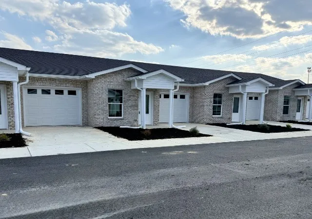 Photo 3 of Townhouse for sale at 741 Kings Ln #A-3, Tullahoma, TN 37388 | MLS# 3164081 | Listing updated on 2026-09-10