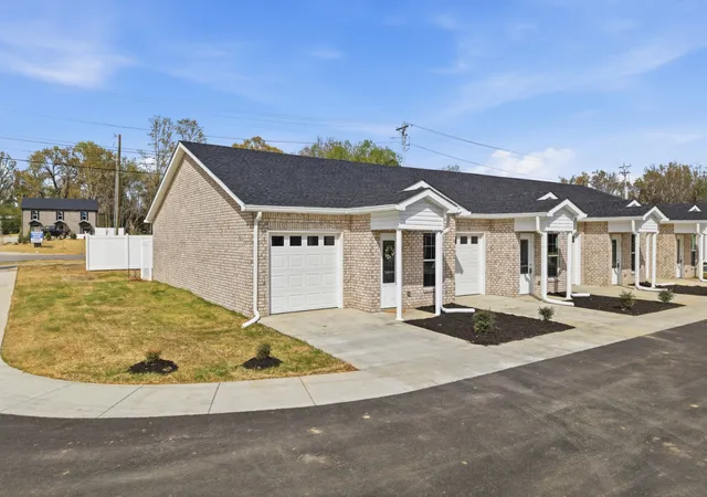 Photo 1 of Townhouse for sale at 741 Kings Ln #C-13, Tullahoma, TN 37388 | MLS# 3164093 | Listing updated on 2026-09-10