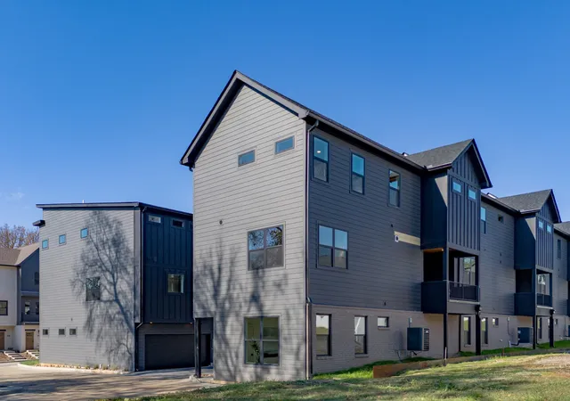 Photo 4 of Townhouse for sale at 973 Dozier Pl #9, Nashville, TN 37216 | MLS# 3135511 | Listing updated on 2026-09-13
