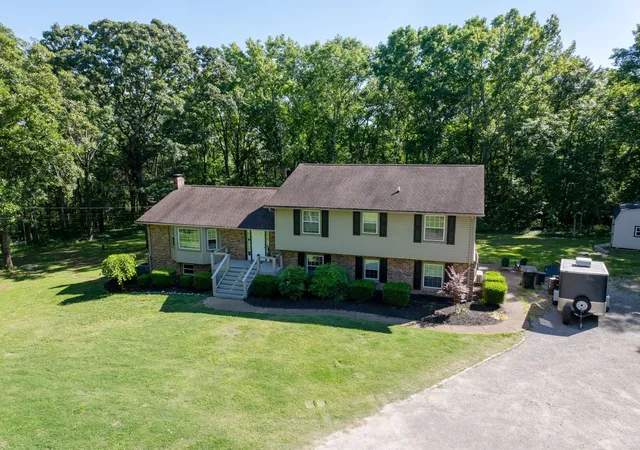 Photo 2 of Single family home for sale at 4708 Hessey Rd, Mount Juliet, TN 37122 | MLS# 3152777 | Listing updated on 2026-09-12
