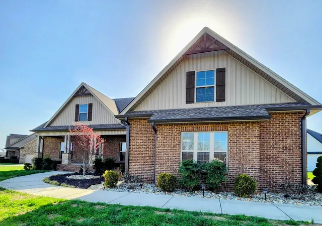 Photo 1 of Single family home for sale at 639 Blue Water Dr, Cookeville, TN 38506 | MLS# 3138651 | Listing updated on 2026-09-24