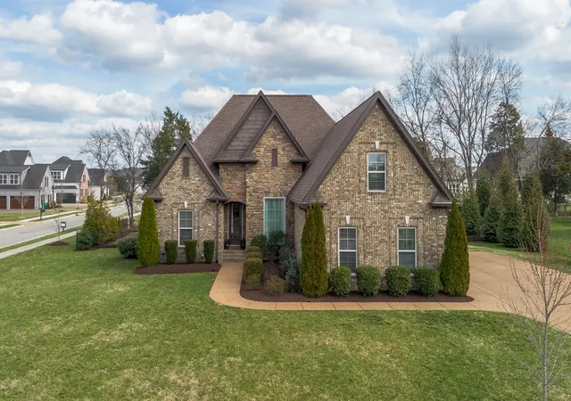 Single family home for sale at 901 Larkspur Ln, Lebanon, TN 37087 | MLS# 3145550
