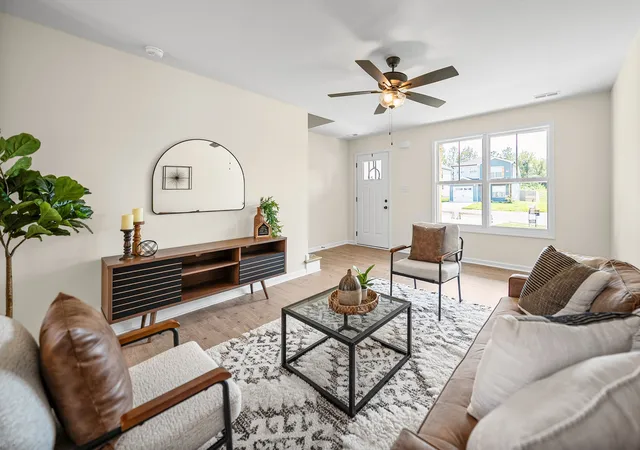 Photo 4 of Single family home for sale at 180 Quarry Ridge Rd, Clarksville, TN 37043 | MLS# 3146371 | Listing updated on 2026-09-19