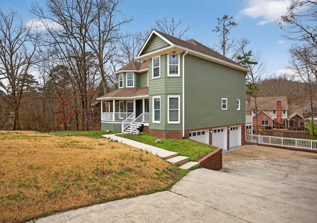Photo 3 of Single family home for sale at 9235 Shay Cvs, Ooltewah, TN 37363 | MLS# 3144927 | Listing updated on 2026-09-11