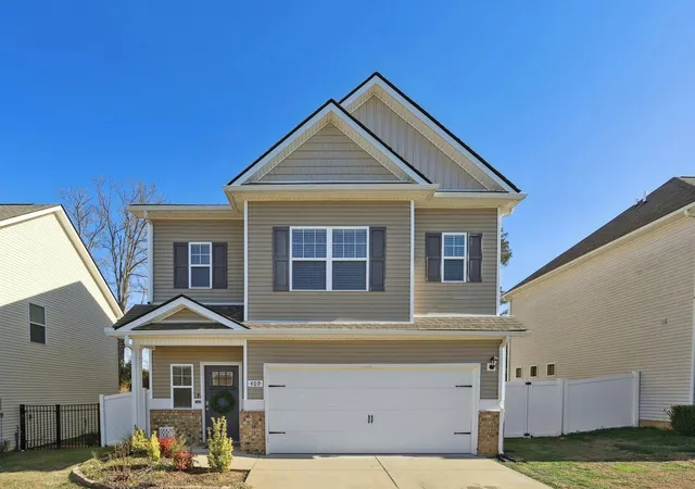 Photo 1 of Single family home for sale at 409 Tines Dr, Shelbyville, TN 37160 | MLS# 3145695 | Listing updated on 2026-09-15