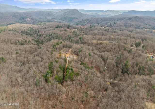 Photo 3 of Land for sale at 222 Heritage Hills Rd, Harriman, TN 37748 | MLS# 3193089 | Listing updated on 2026-09-15
