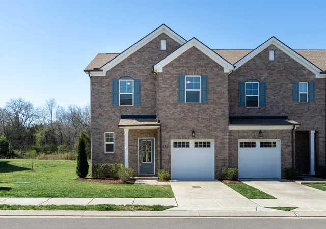 Photo 1 of Townhouse for sale at 521 Medwyk Dr, Lebanon, TN 37090 | MLS# 3155551 | Listing updated on 2026-09-13