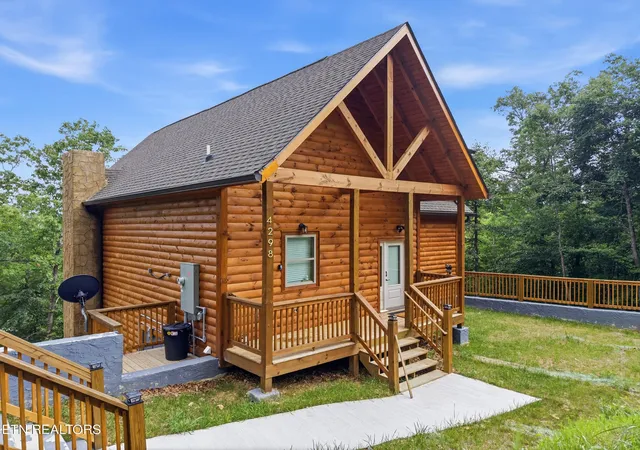 Photo 4 of Single family home for sale at 4298 Harmony Hl Ln, Sevierville, TN 37862 | MLS# 3251104 | Listing updated on 2026-09-15