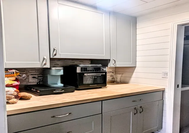Photo 3 of Single family home for sale at 722 Hickory St, Centerville, TN 37033 | MLS# 3149089 | Listing updated on 2026-09-23