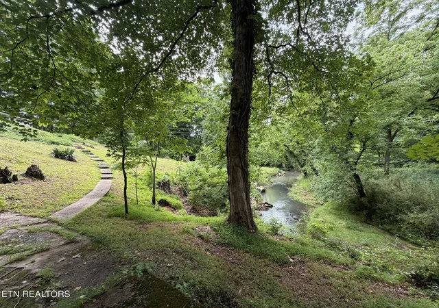 Photo 3 of Single family home for sale at 507 Short St, Athens, TN 37303 | MLS# 3149333 | Listing updated on 2026-09-14