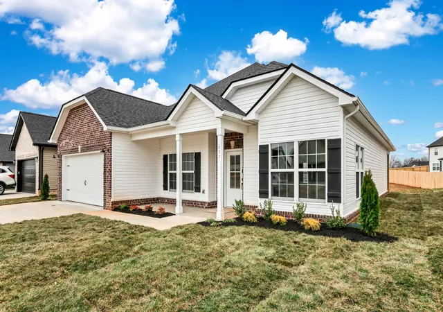 Photo 3 of Single family home for sale at 637 Woodrush Dr, Clarksville, TN 37040 | MLS# 3149522 | Listing updated on 2026-09-15