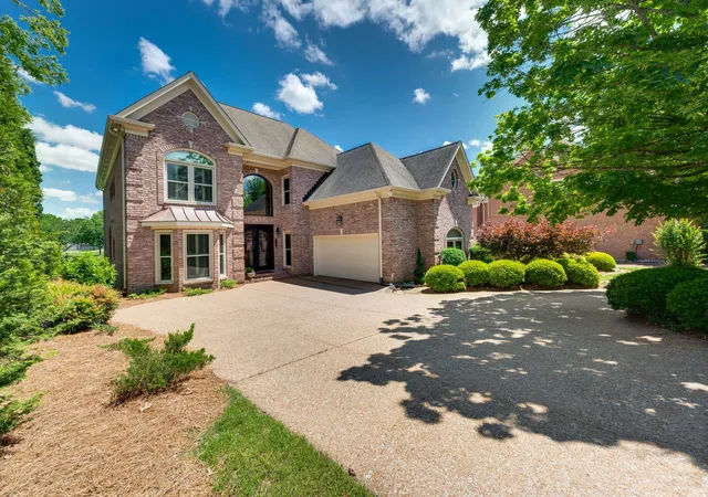 Photo 2 of Single family home for sale at 5116 Herschel Spears Cir, Brentwood, TN 37027 | MLS# 3169577 | Listing updated on 2026-09-11