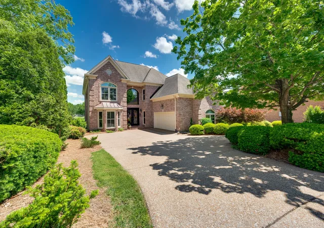 Photo 3 of Single family home for sale at 5116 Herschel Spears Cir, Brentwood, TN 37027 | MLS# 3169577 | Listing updated on 2026-09-11