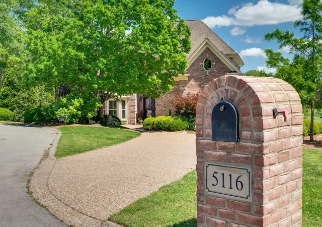 Photo 3 of Single family home for sale at 5116 Herschel Spears Cir, Brentwood, TN 37027 | MLS# 3169577 | Listing updated on 2026-09-11