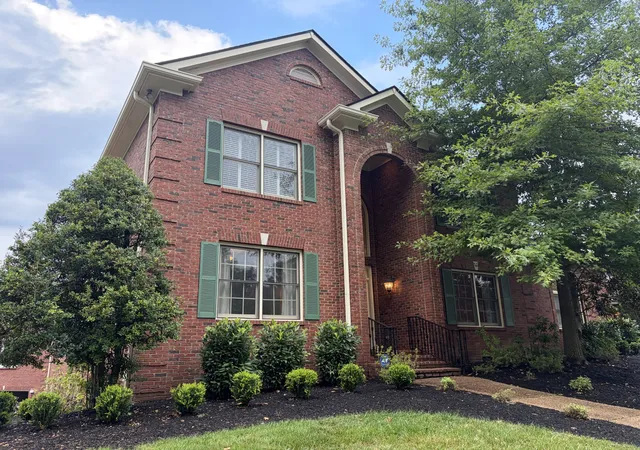 Photo 3 of Single family home for sale at 106 Hidden Pt, Hendersonville, TN 37075 | MLS# 3158521 | Listing updated on 2026-09-14