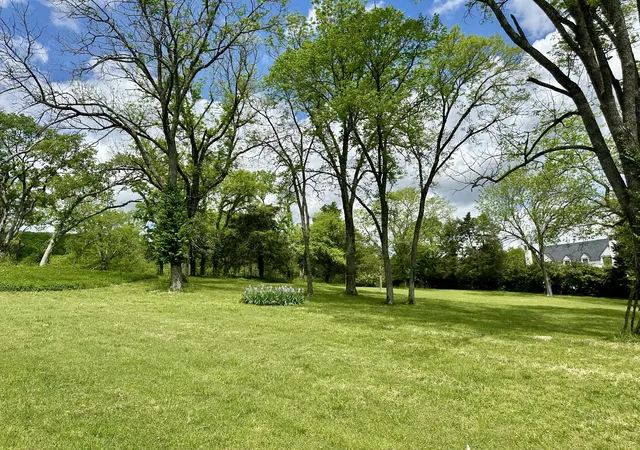 Photo 3 of Land for sale at 6001 Hillsboro Pike, Nashville, TN 37215 | MLS# 3336157 | Listing updated on 2026-09-12