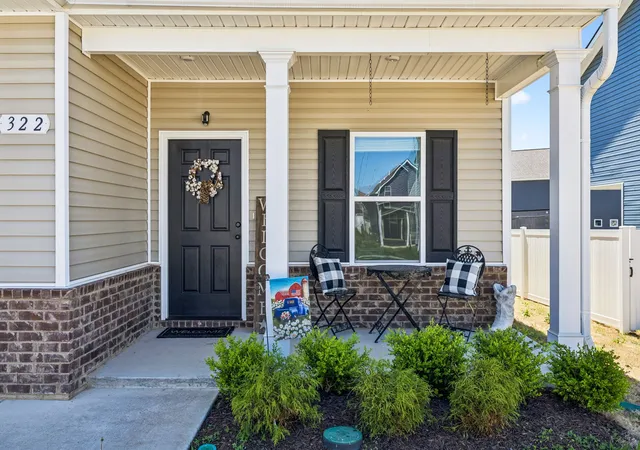 Photo 4 of Single family home for sale at 322 Winners Cir, Shelbyville, TN 37160 | MLS# 3158661 | Listing updated on 2026-09-23