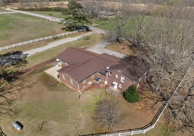 Photo 3 of Single family home for sale at 1290 County Rd 496, Lexington, AL 35648 | MLS# 3158701 | Listing updated on 2026-09-14