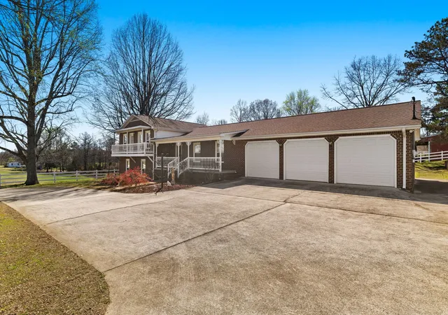 Photo 4 of Single family home for sale at 1290 County Rd 496, Lexington, AL 35648 | MLS# 3158701 | Listing updated on 2026-09-14