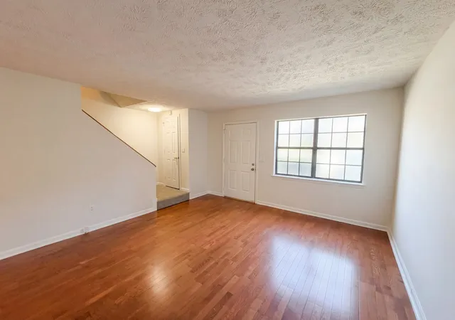Photo 3 of Townhouse for sale at 211 Thistle Ln, Hermitage, TN 37076 | MLS# 3159986 | Listing updated on 2026-09-14