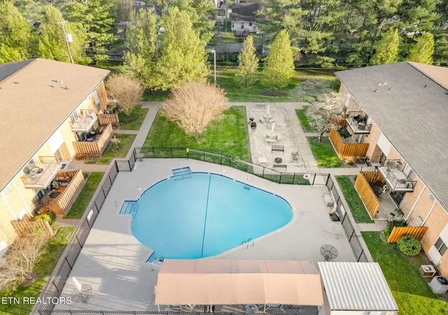 Photo 2 of Condo for sale at 3104 N Broadway St #A5, Knoxville, TN 37917 | MLS# 3159957 | Listing updated on 2026-09-11