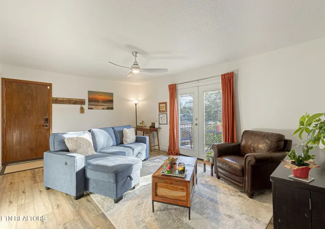 Photo 3 of Condo for sale at 3104 N Broadway St #A5, Knoxville, TN 37917 | MLS# 3159957 | Listing updated on 2026-09-11