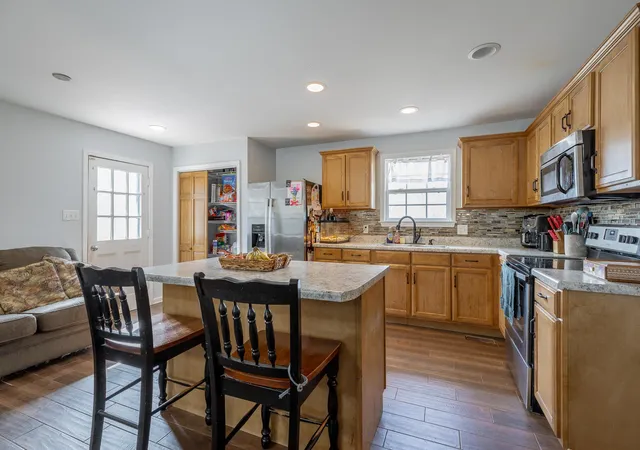 Photo 3 of Single family home for sale at 182 Woodbine Dr, Benton, TN 37307 | MLS# 3211471 | Listing updated on 2026-09-15