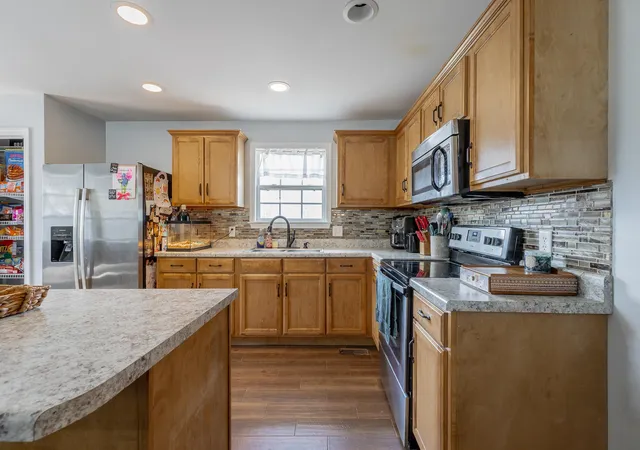 Photo 4 of Single family home for sale at 182 Woodbine Dr, Benton, TN 37307 | MLS# 3211471 | Listing updated on 2026-09-15