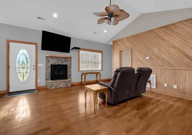 Photo 3 of Single family home for sale at 4015 Keith Springs Mountain Rd, Belvidere, TN 37306 | MLS# 3163834 | Listing updated on 2026-09-14