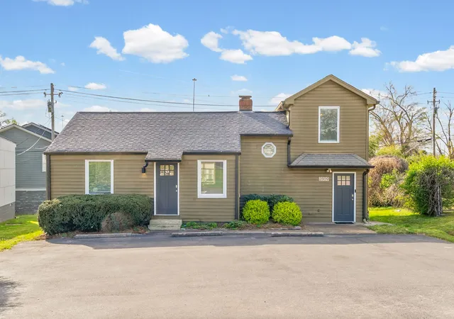 Photo 3 of Single family home for sale at 2809 Azalea Pl, Nashville, TN 37204 | MLS# 3168808 | Listing updated on 2026-09-11