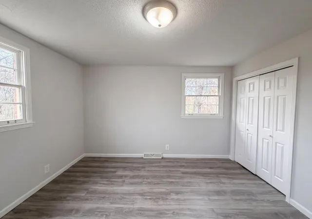 Photo 4 of Single family home for sale at 435 Victory Rd, Clarksville, TN 37042 | MLS# 3164272 | Listing updated on 2026-09-14
